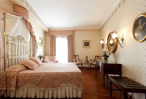 Фото Hotel Doña Maria