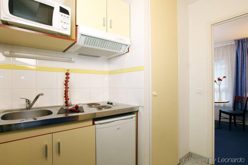 Фото Appart'City Clermont Ferrand Centre