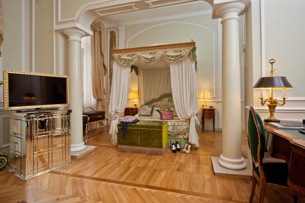 Фото Отель Grand Hotel Majestic già Baglioni