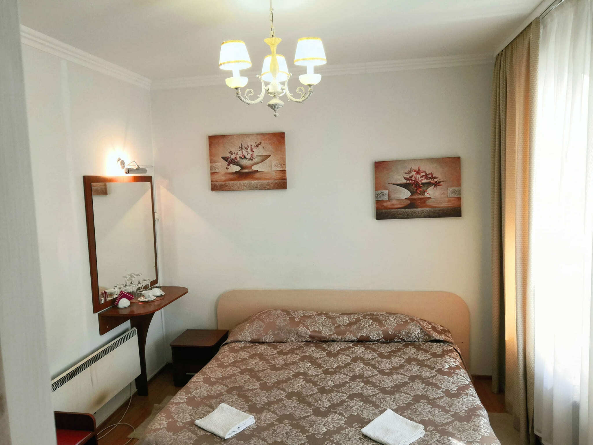 Фото Махаон