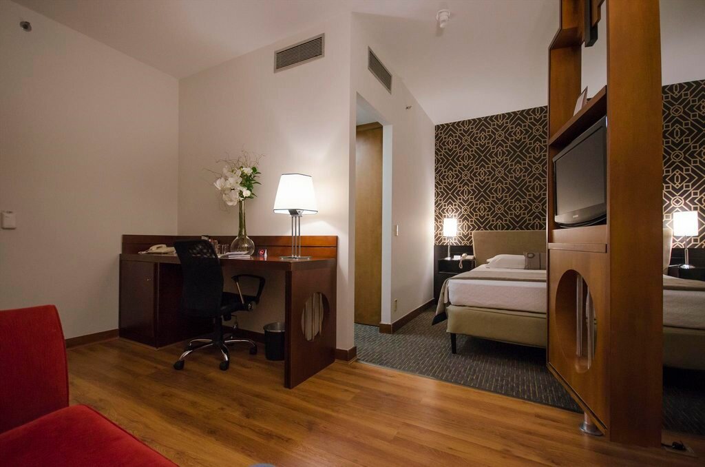 Фото Estanplaza Funchal - Faria Lima