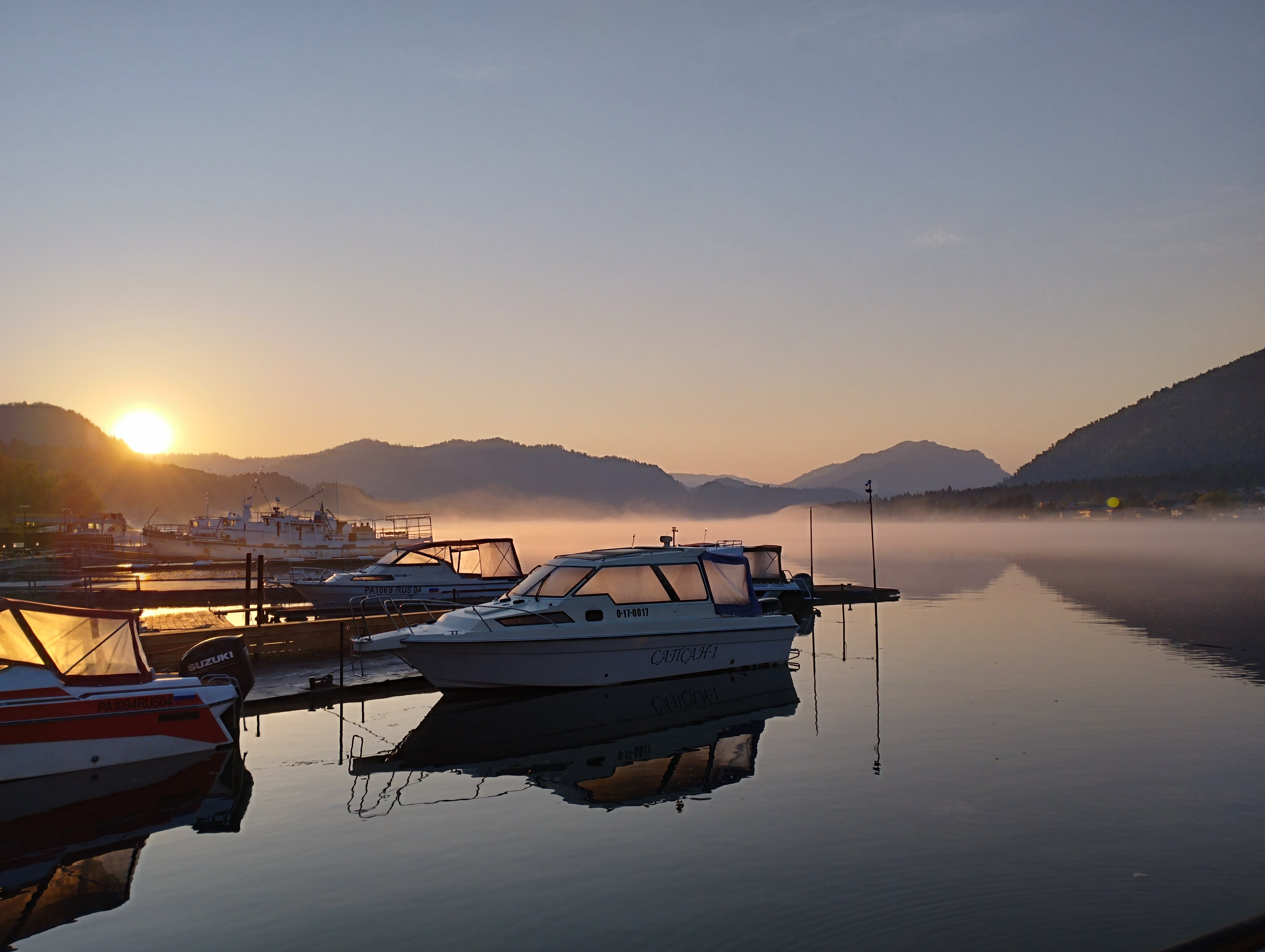 Фото Горное озеро