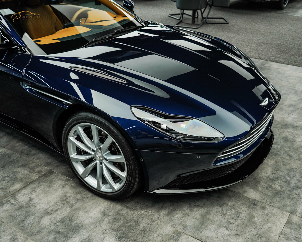 Car dealership Pearl Motors Automobile, Dubai, photo