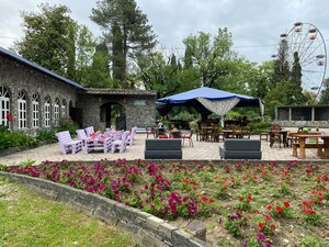 Adats (улица Маргания, 40), cafetería