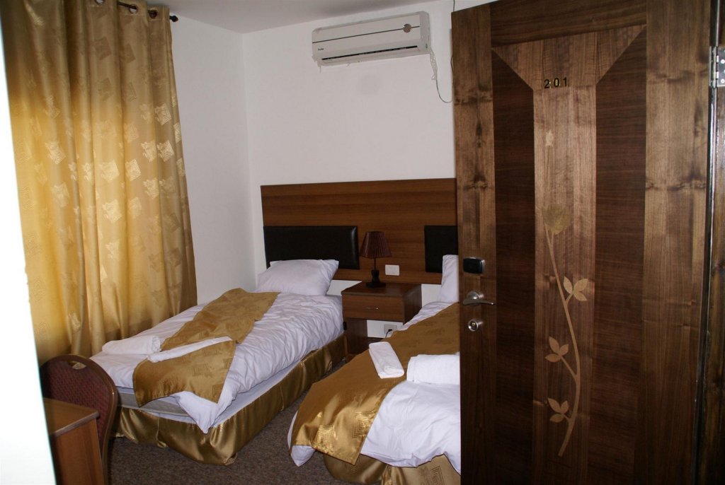 Фото Jerusalem Metropole Hotel