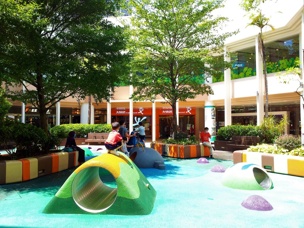 Shopping mall Tin Shui Shopping Centre, Yuen Long, photo