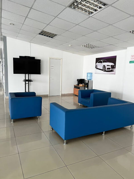 Кристал моторс правобережный тракт 26 барнаул фото Crystal motors, автосалон, Екатеринбург-Тюмень автодорога 321 км, ст1, Тюмень