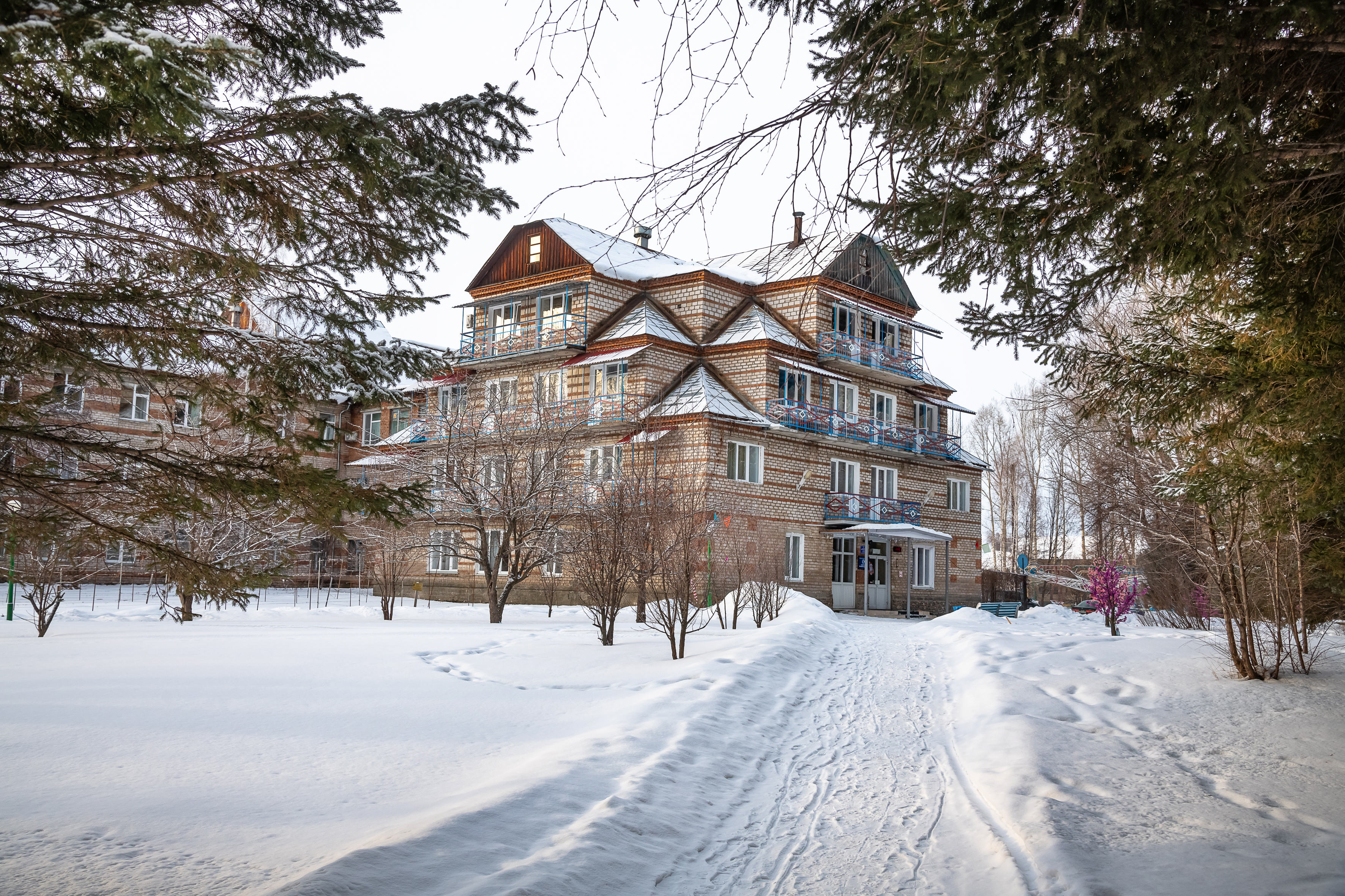 Фото отеля 1