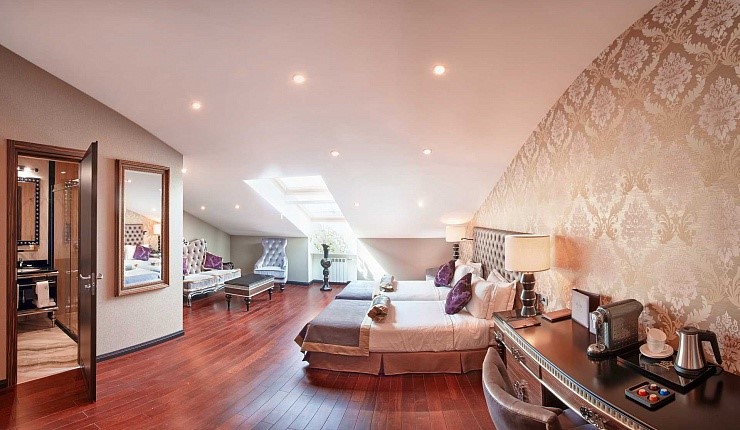 Фото Маджестик Бутик отель Делюкс