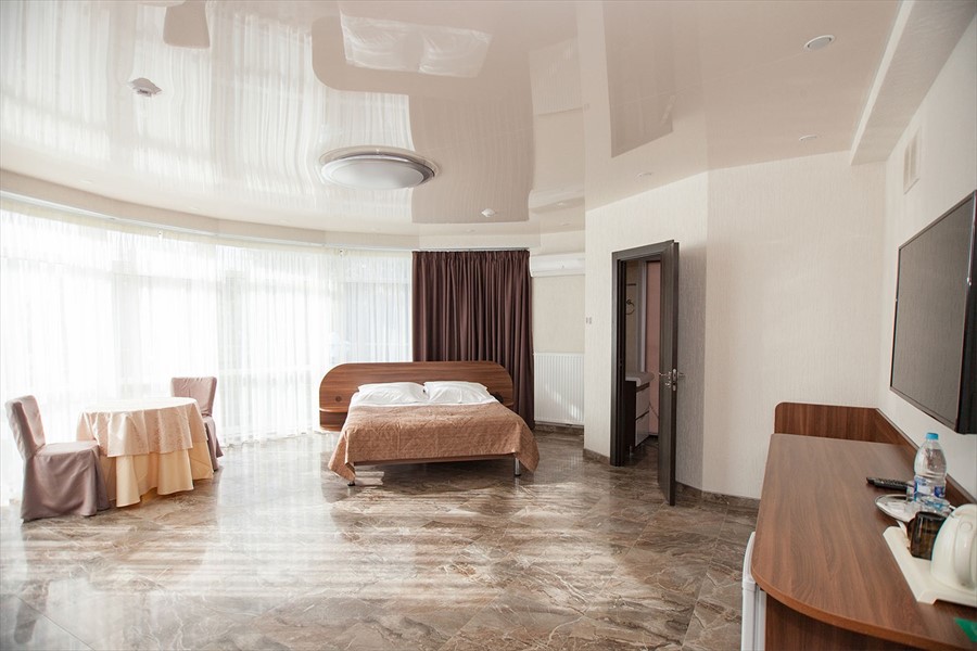 Фото отеля 3