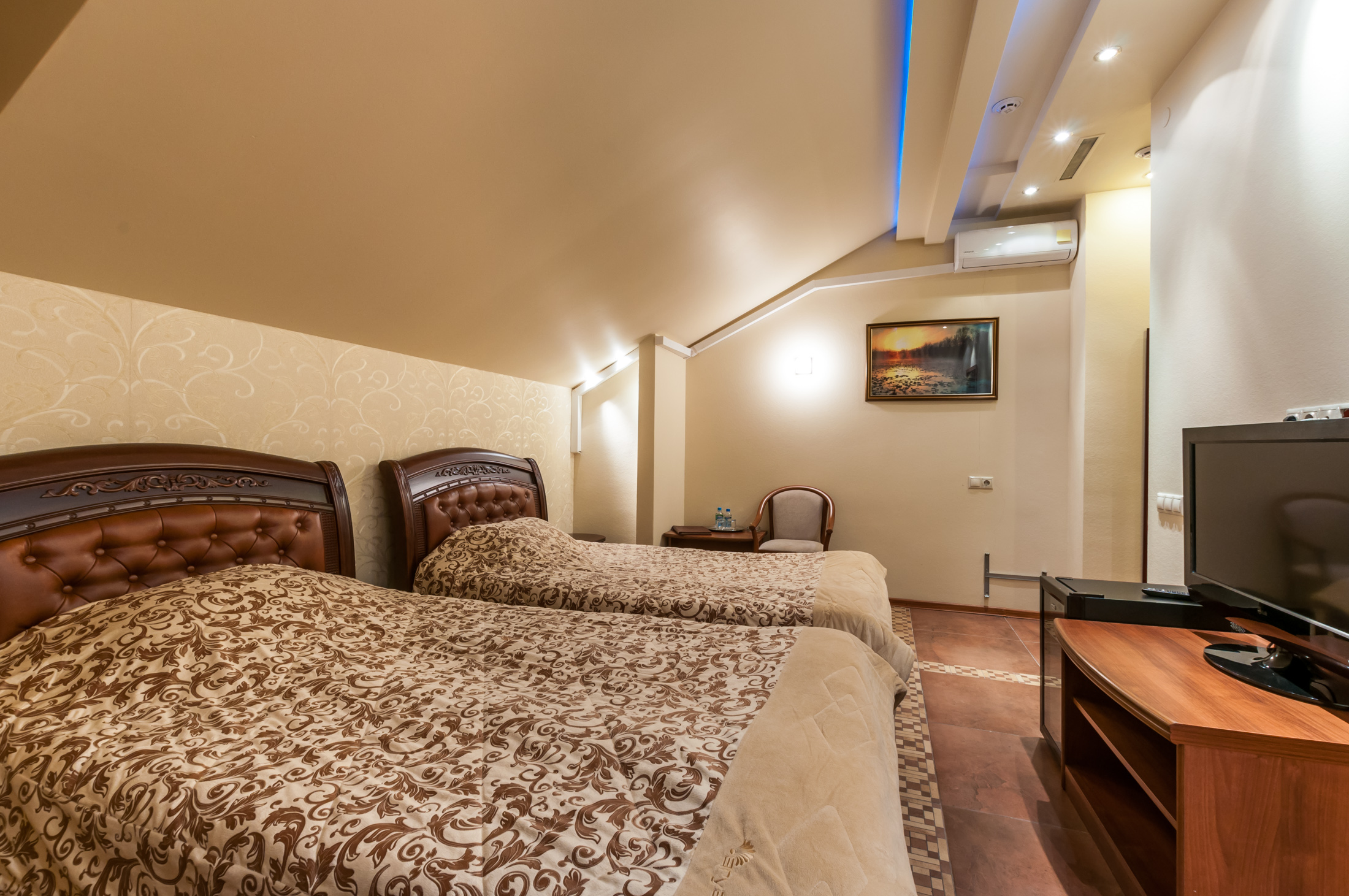 Фото Крон Отель