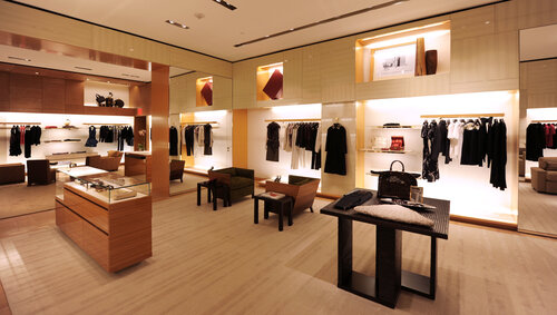 Louis Vuitton New York Saks Fifth Ave Store in New York, United