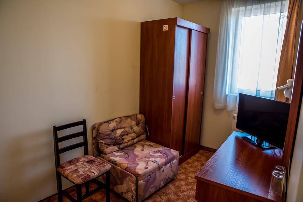 Фото Bariakov Hotel