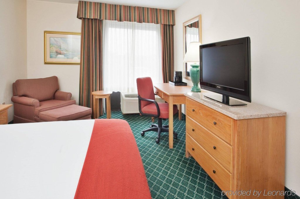 Фото Baymont by Wyndham Kitty Hawk Outer Banks