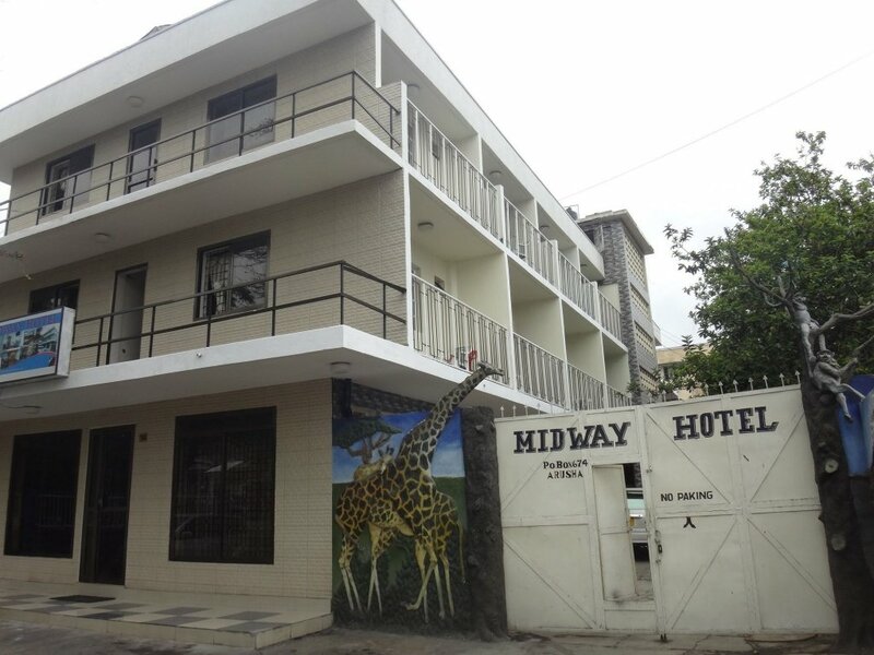 Гостиница Midway Hotel в Аруше