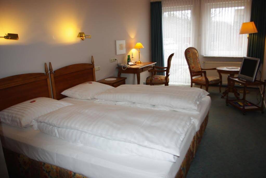 Фото Kino - Hotel Meyer