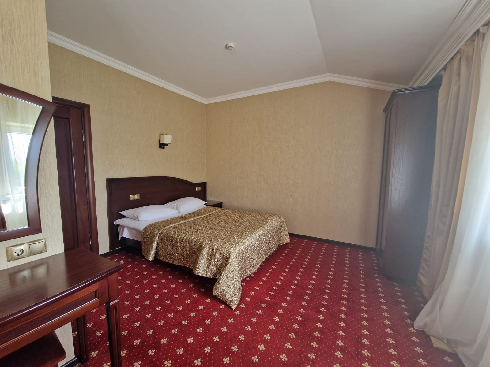 Фото Империал