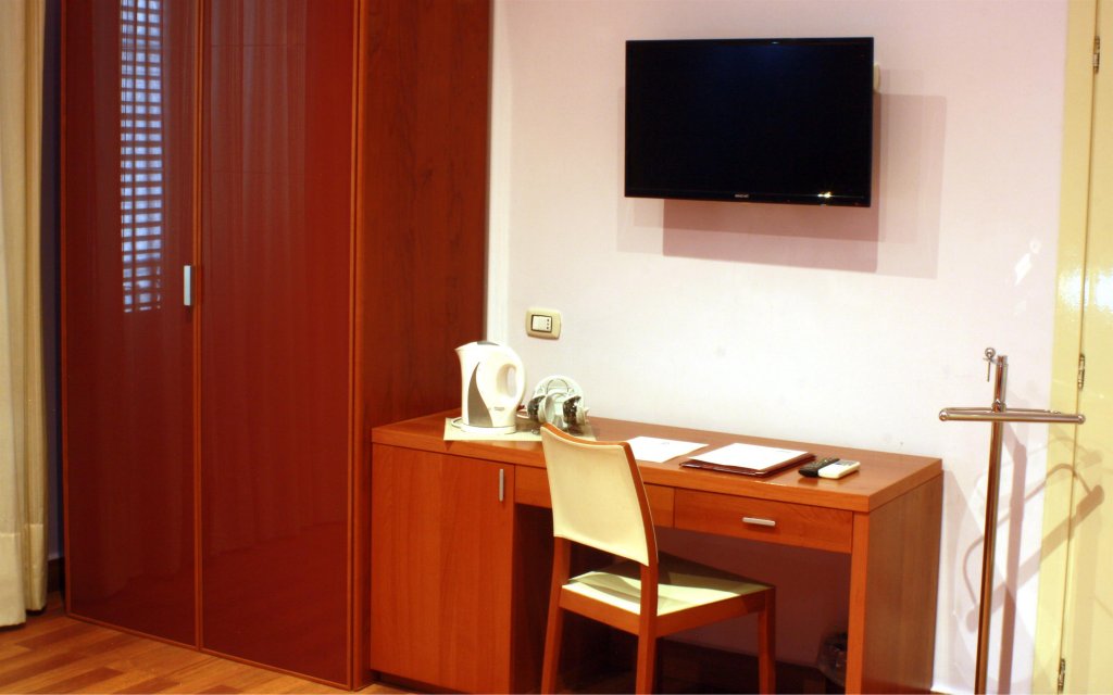 Фото Hotel Tonic