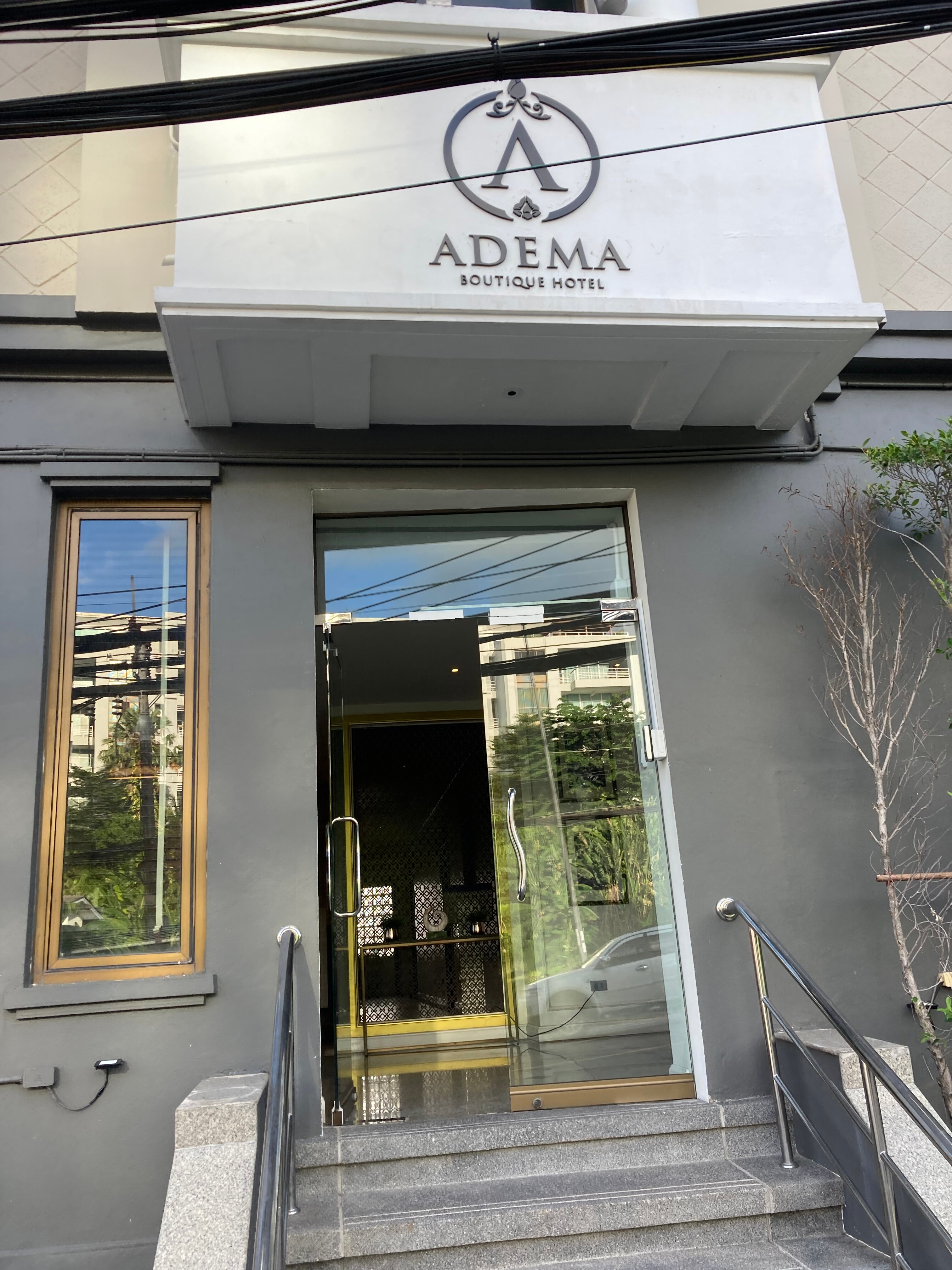 Фото Adema Boutique Karon