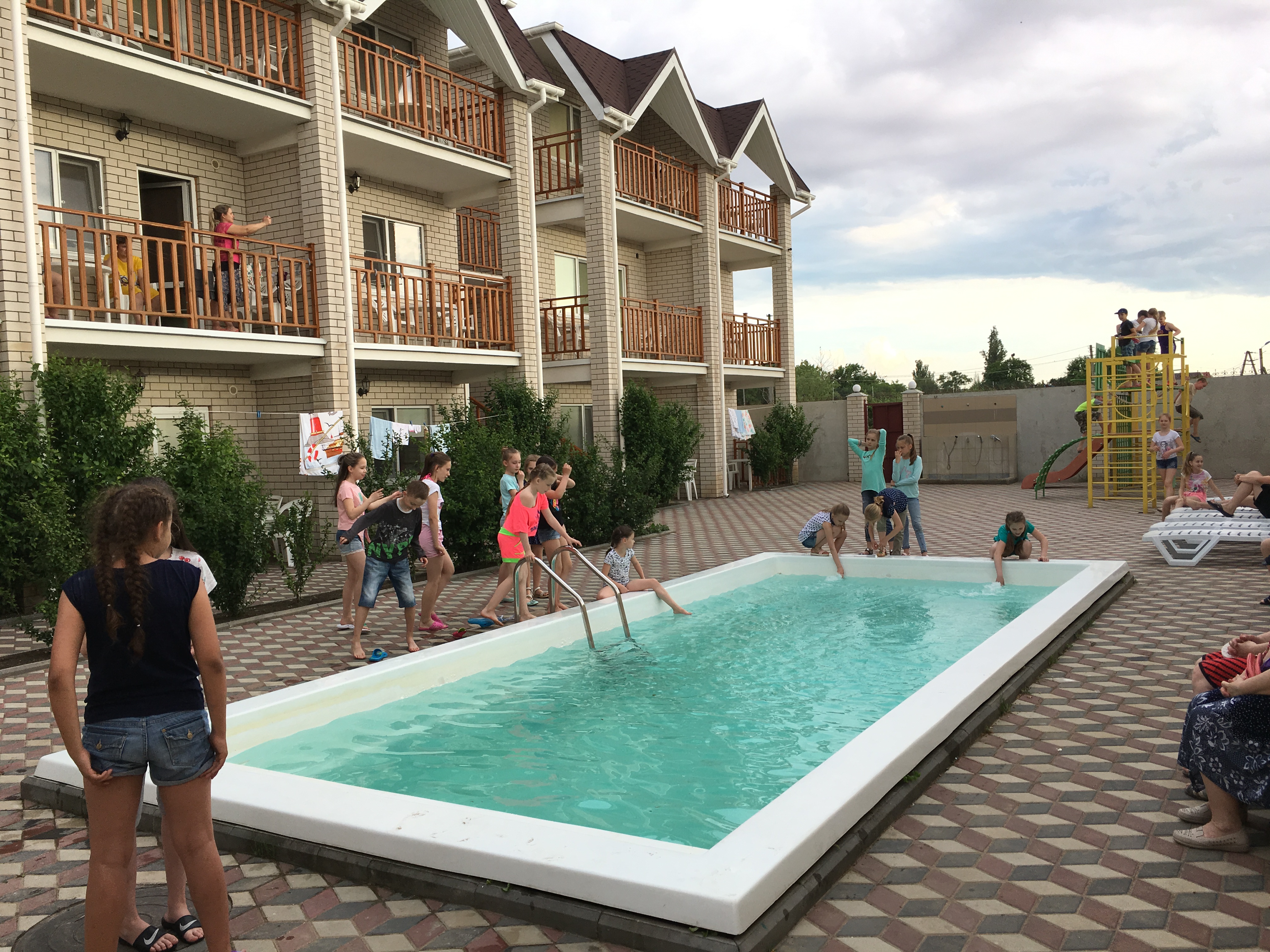 Фото отеля 1