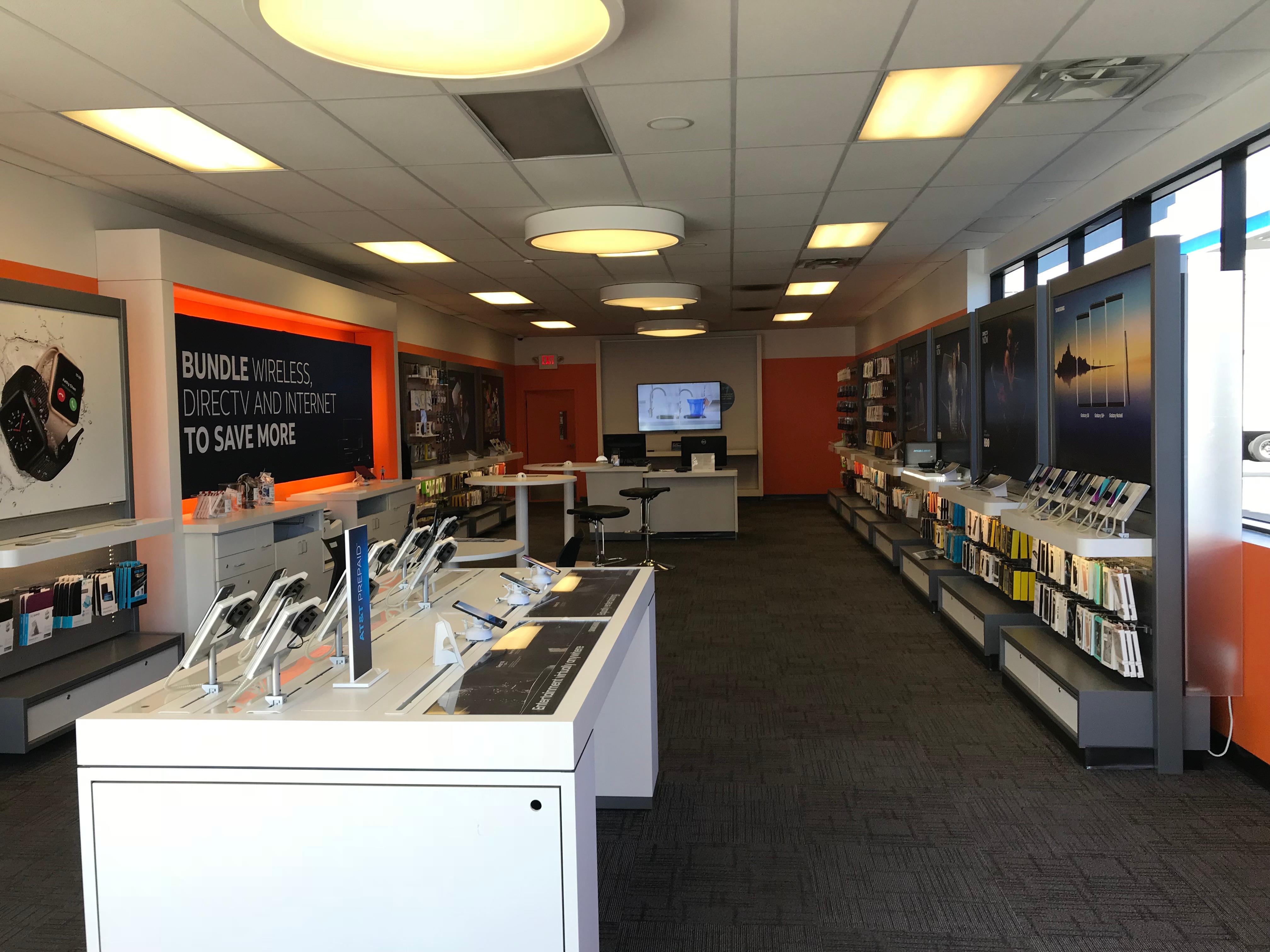 Фото: At&t Store, салон связи, штат Калифорния, округ Лос-Анджелес,  Лос-Анджелес, Шерман-Окс — Яндекс Карты