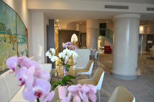 Внешний вид отеля Olivi Thermae and Natural SPA в Сирмионе, фото 3