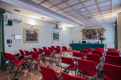 Гостиница Hotel Leonardo Da Vinci в Сассари