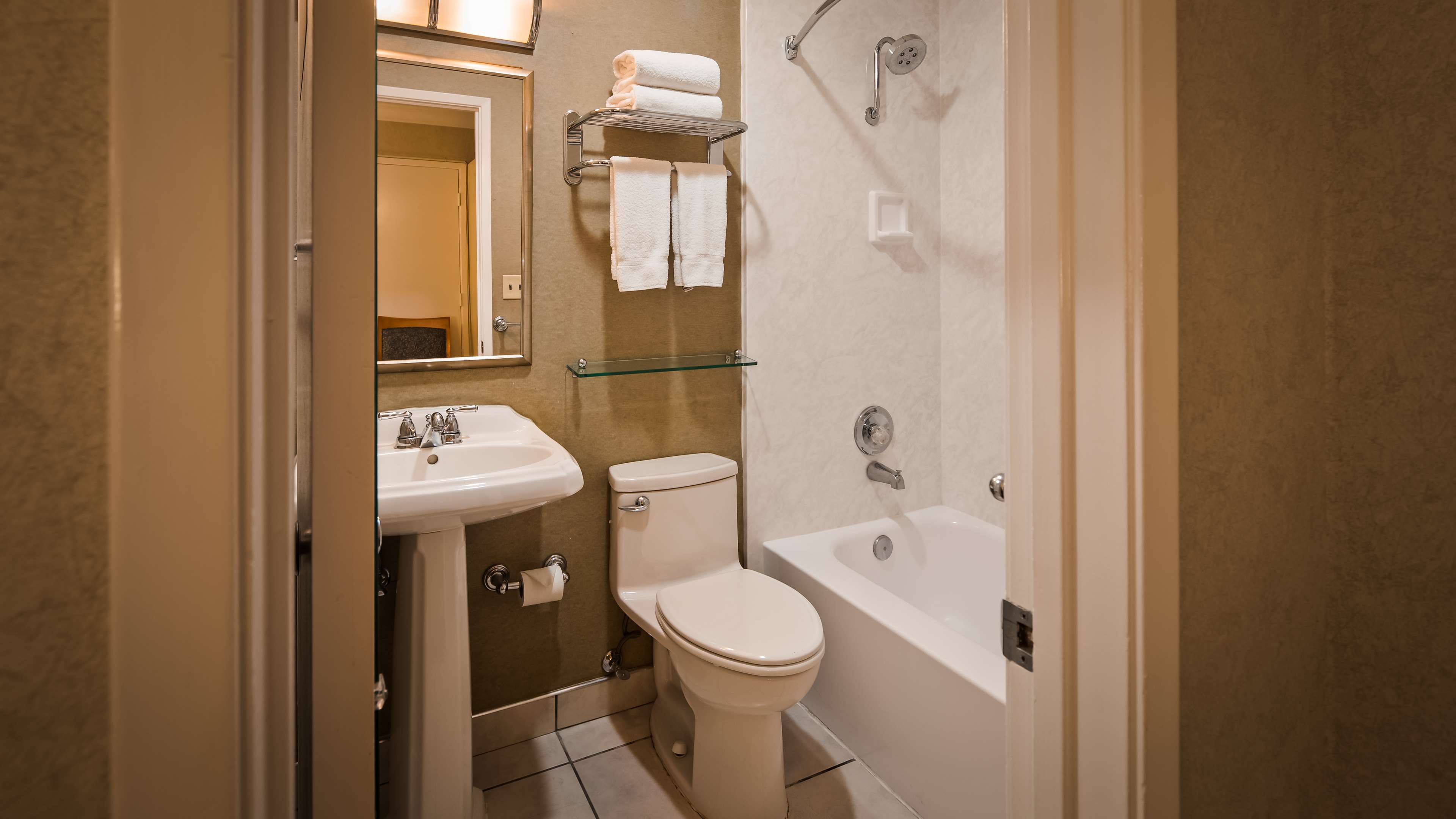 Фото отеля 5