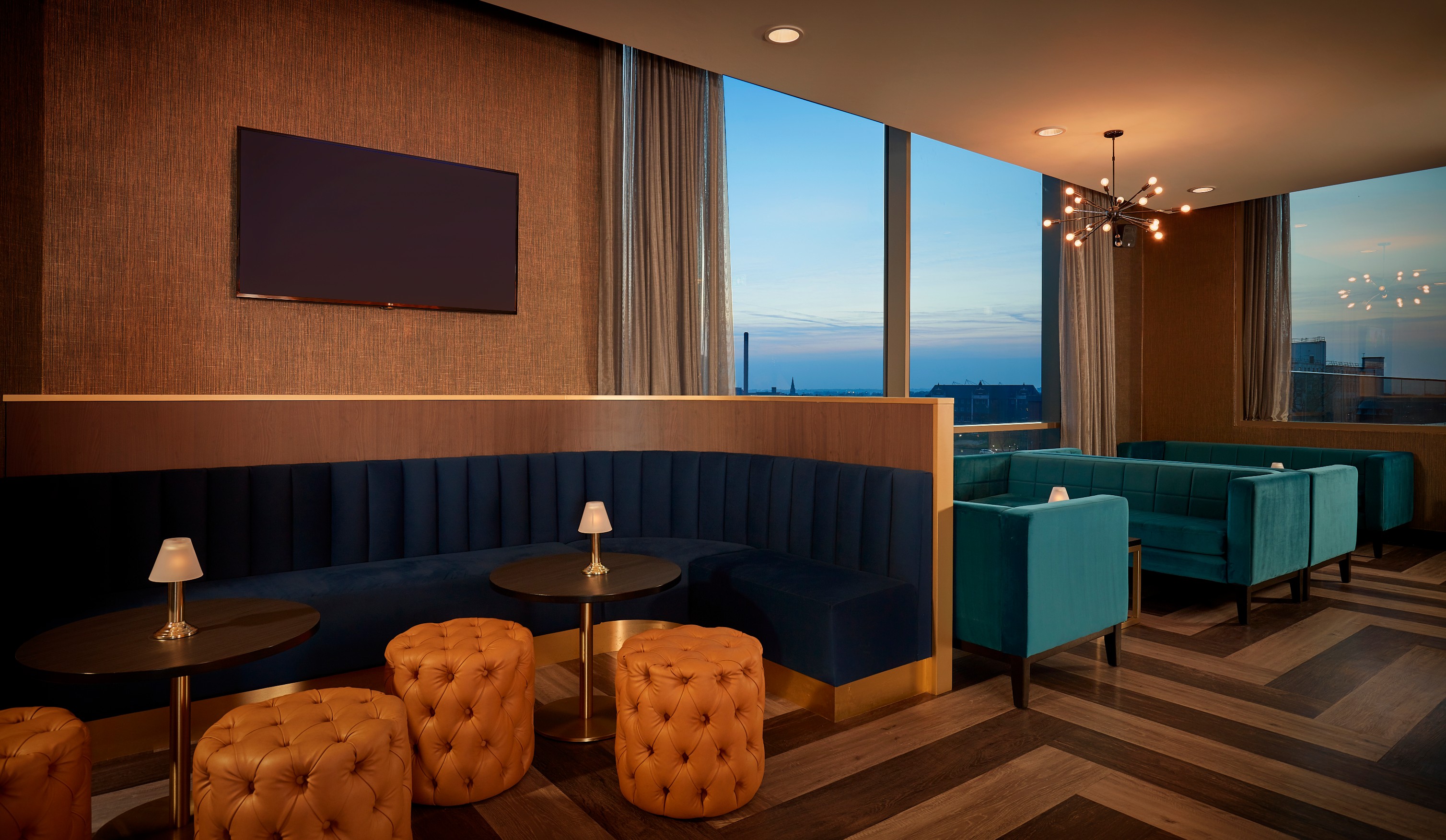 Фото DoubleTree by Hilton Hull