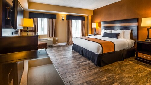 Гостиница Best Western Plus Newark Airport West в Ньюарке