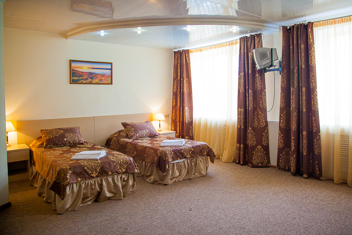 Фото отеля 2