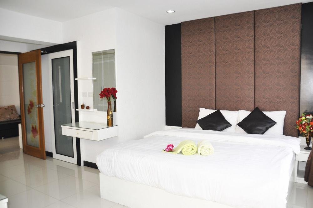 Фото Baan Sabai Rama IV