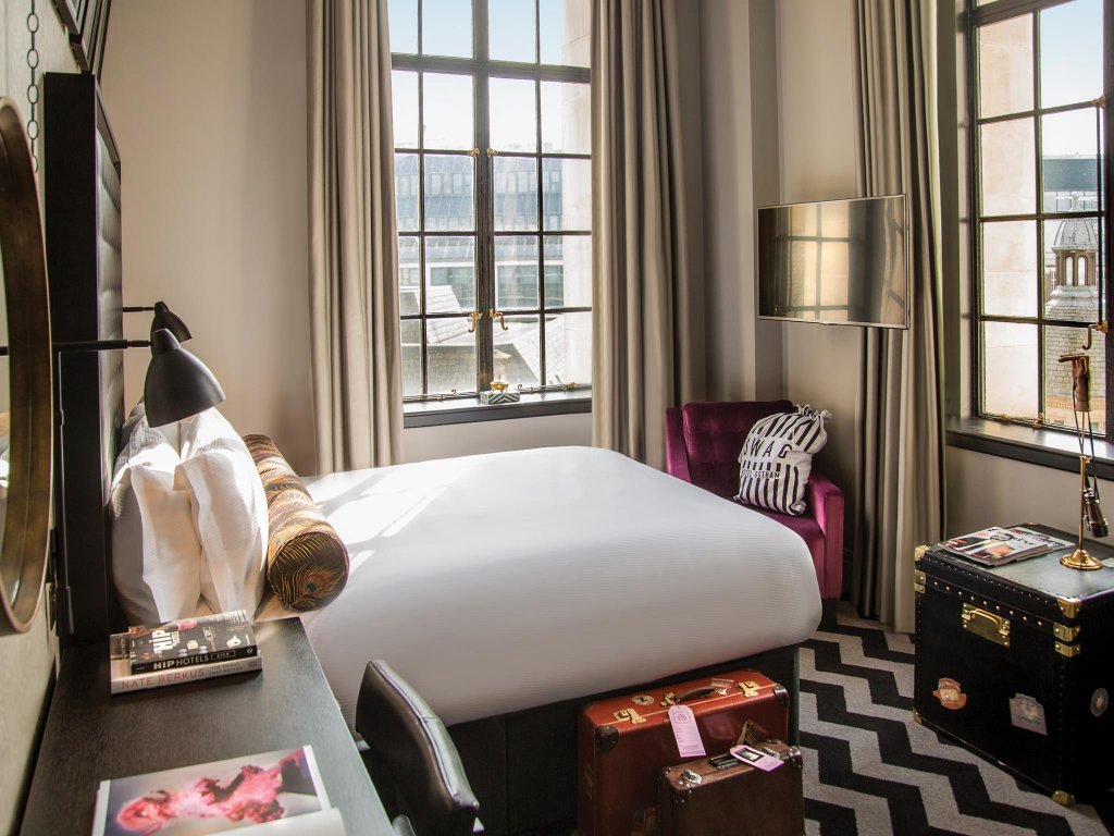 Фото Hotel Gotham