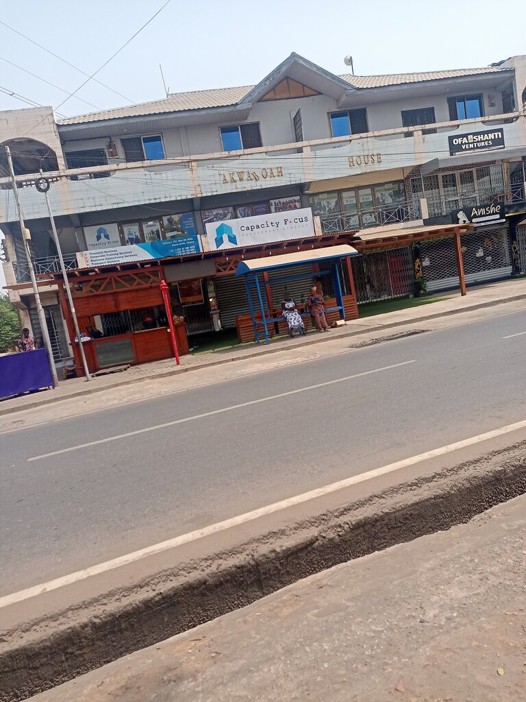 Housing complex Akwaboah House, Accra, photo