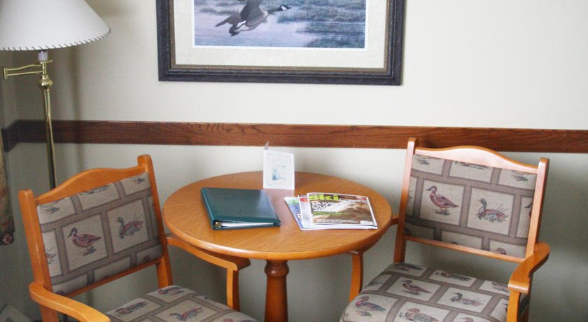 Фото Whistlers Inn Hotel