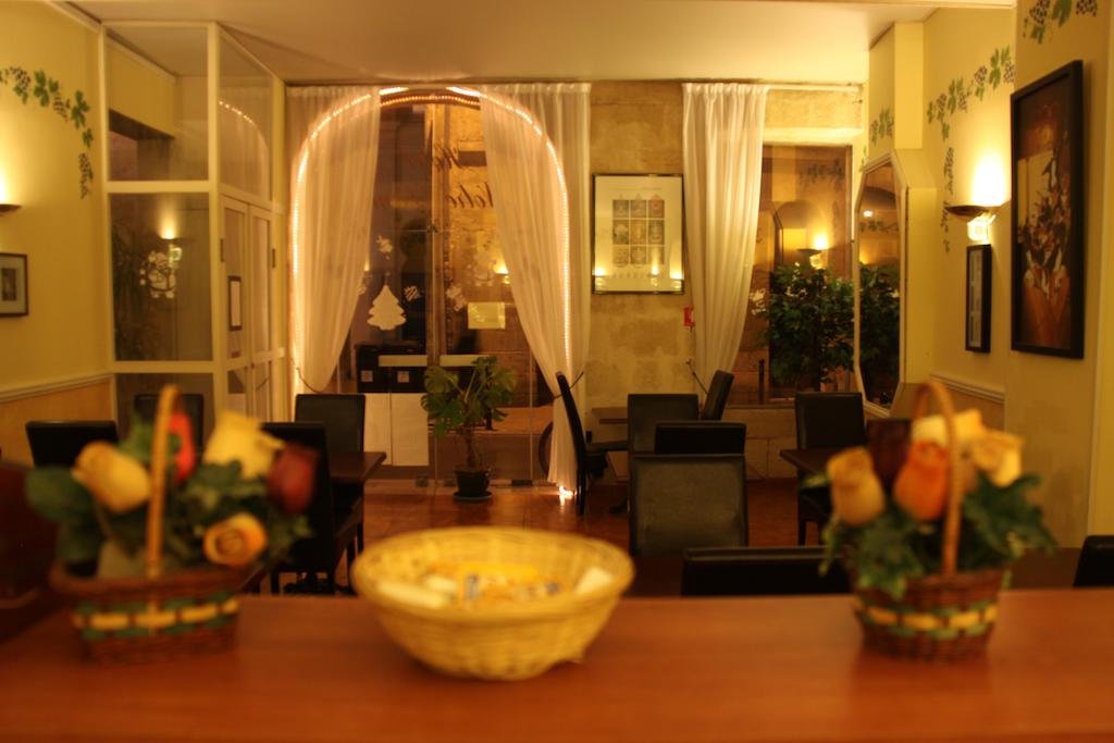 Фото Hotel Notre Dame