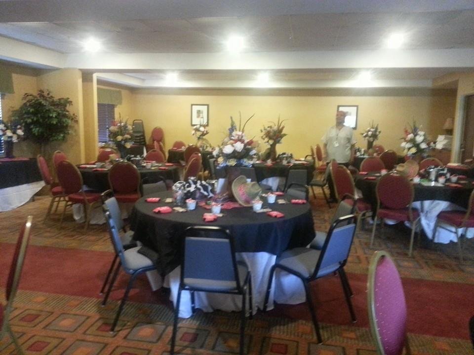 Фото Comfort Suites Forsyth near I-75