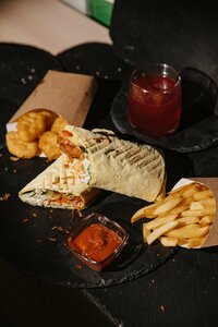 Shaurma & Tochka! (Yaroslavl, Rykachyova Street, 18), fast food