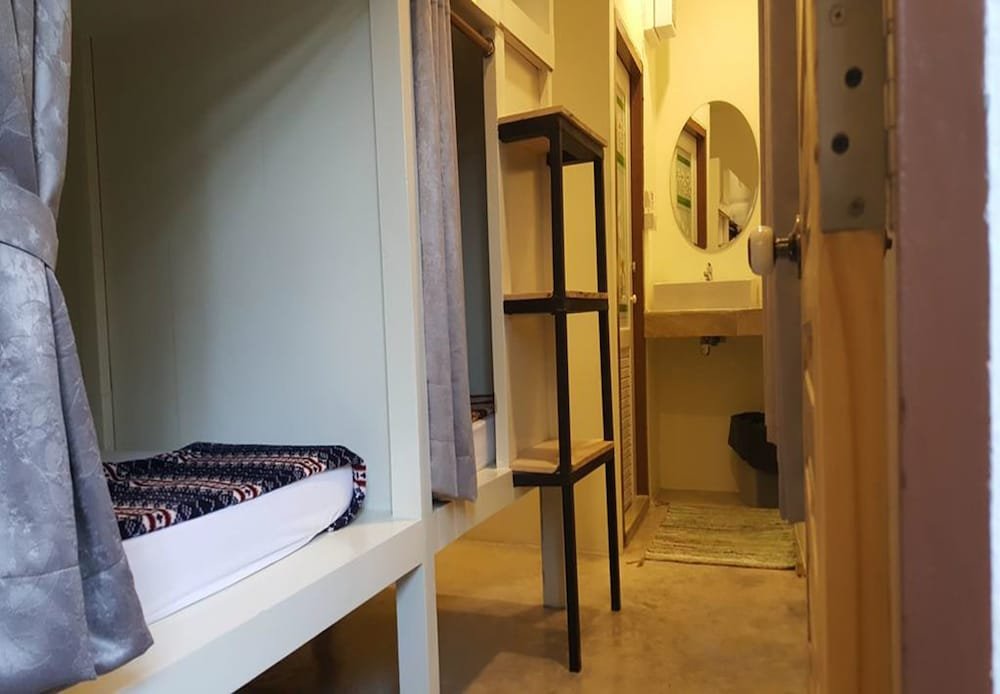 Фото Counting Sheeps At Cnx - Adults Only