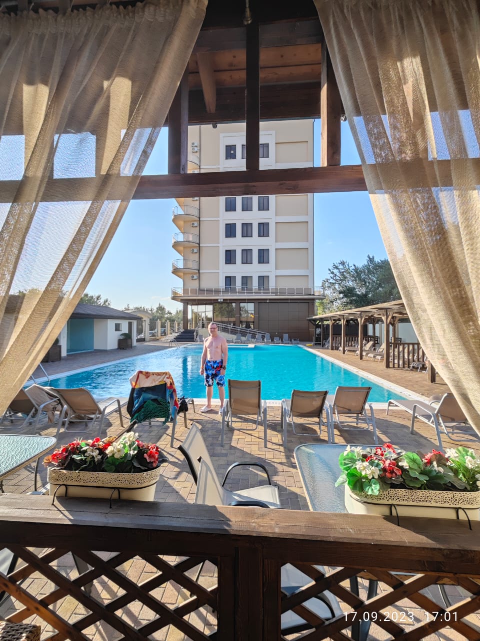 Фото Family Pride Inn