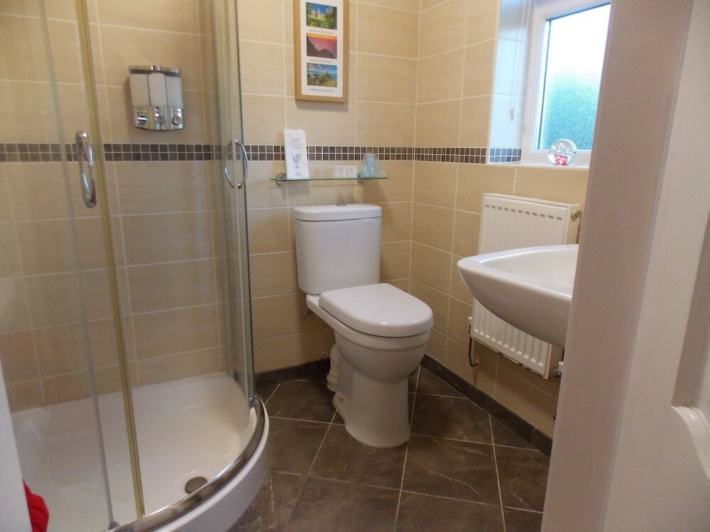 Фото Craig Eithin B & B Holyhead