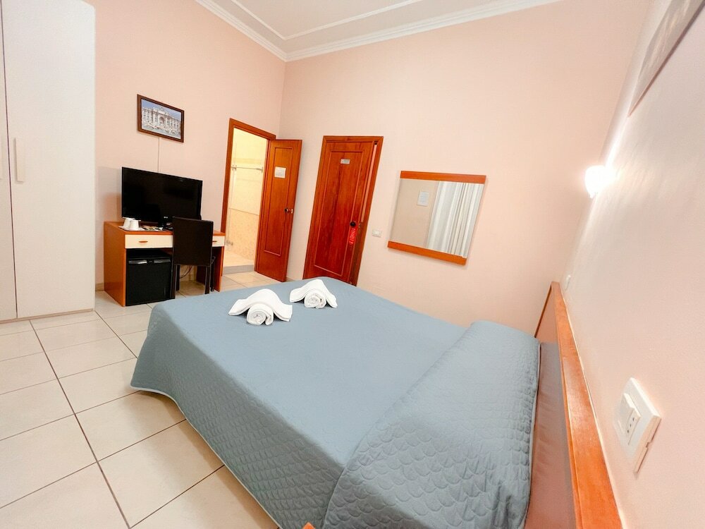 Фото Alius Hotel