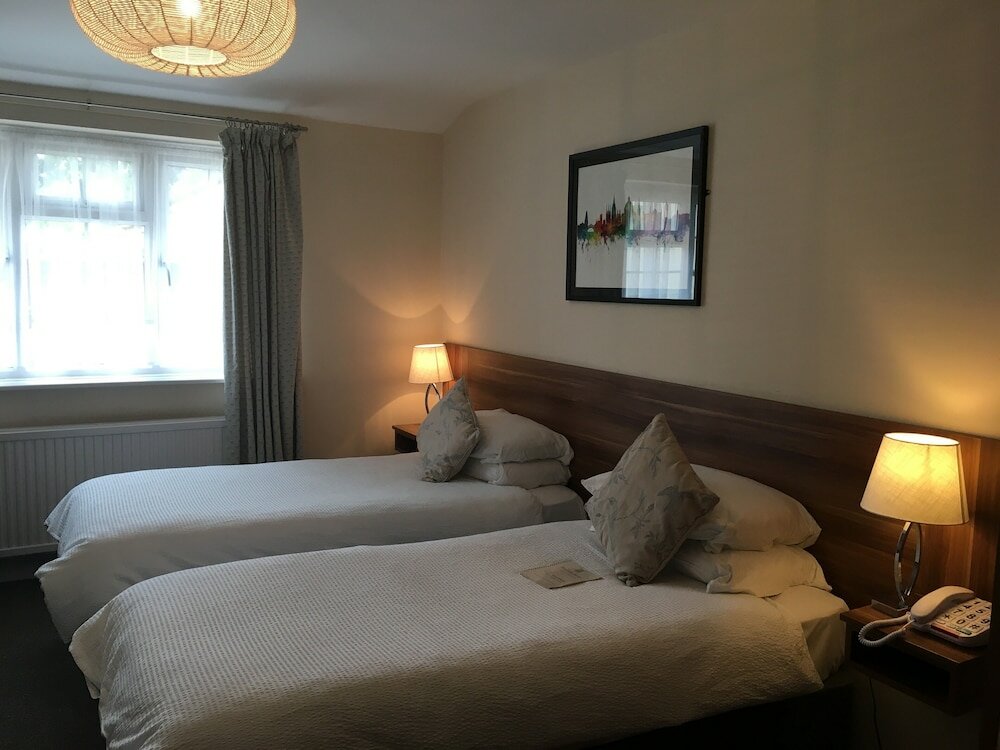 Фото Red Mullions Guest House