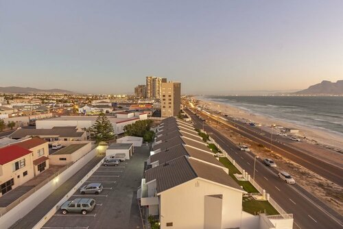 Гостиница Ocean View C702 в Кейптауне