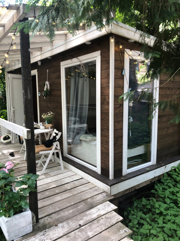 Фото Зайки в домике