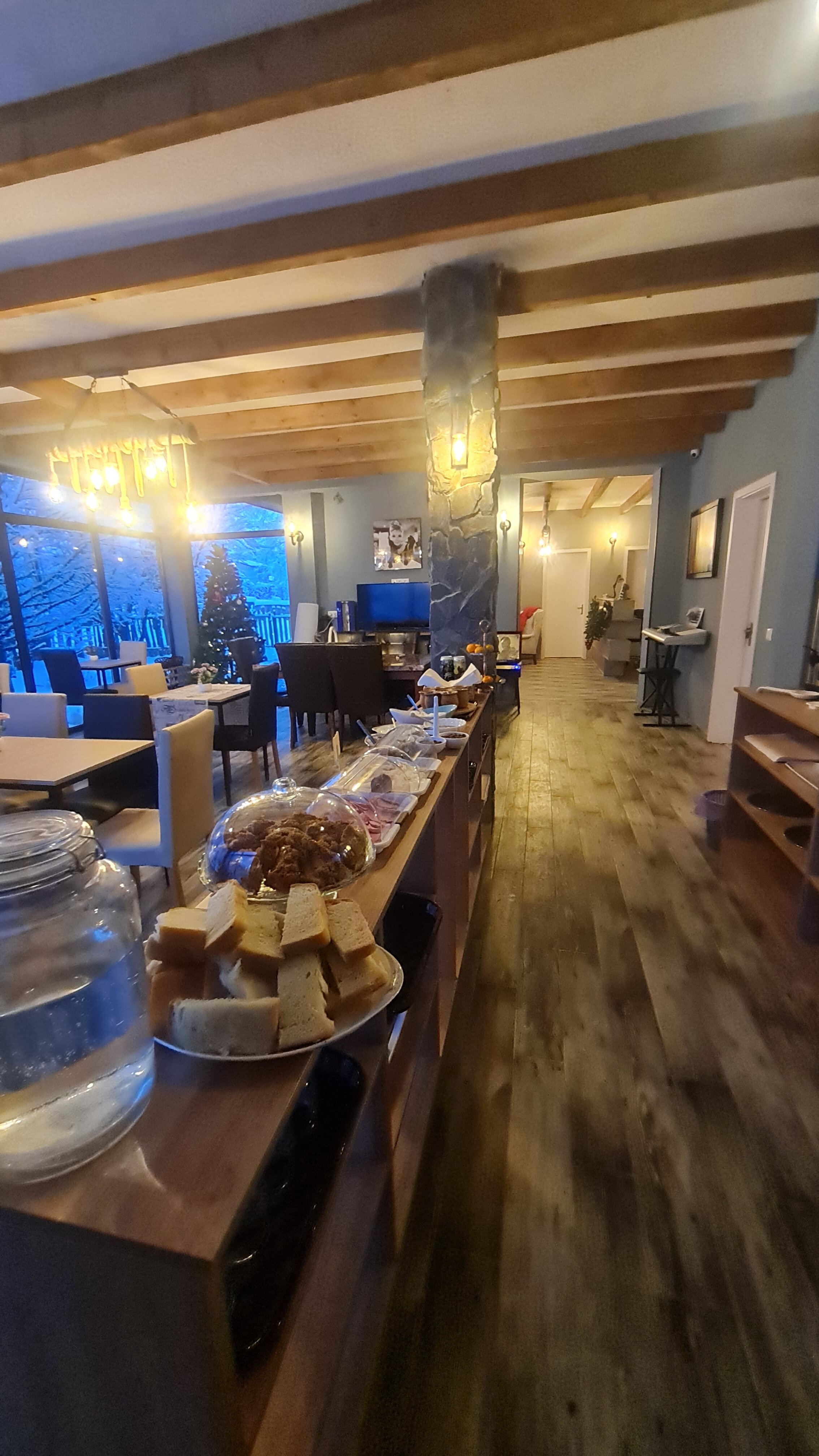 Фото Mestia Roots