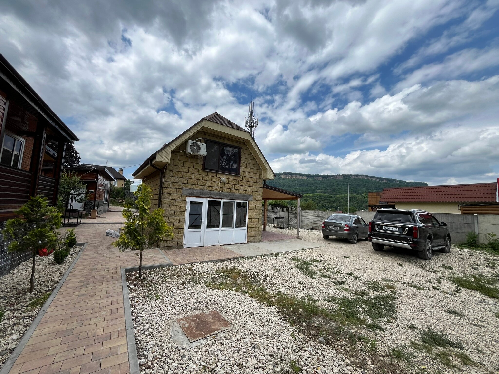 Фото отеля 2