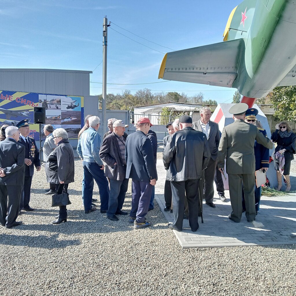 Monument to technology Самолёт Л-39, Zernograd, photo
