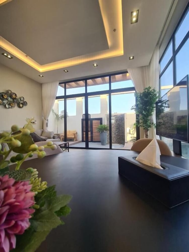 Фото Villa Bali Jeddah