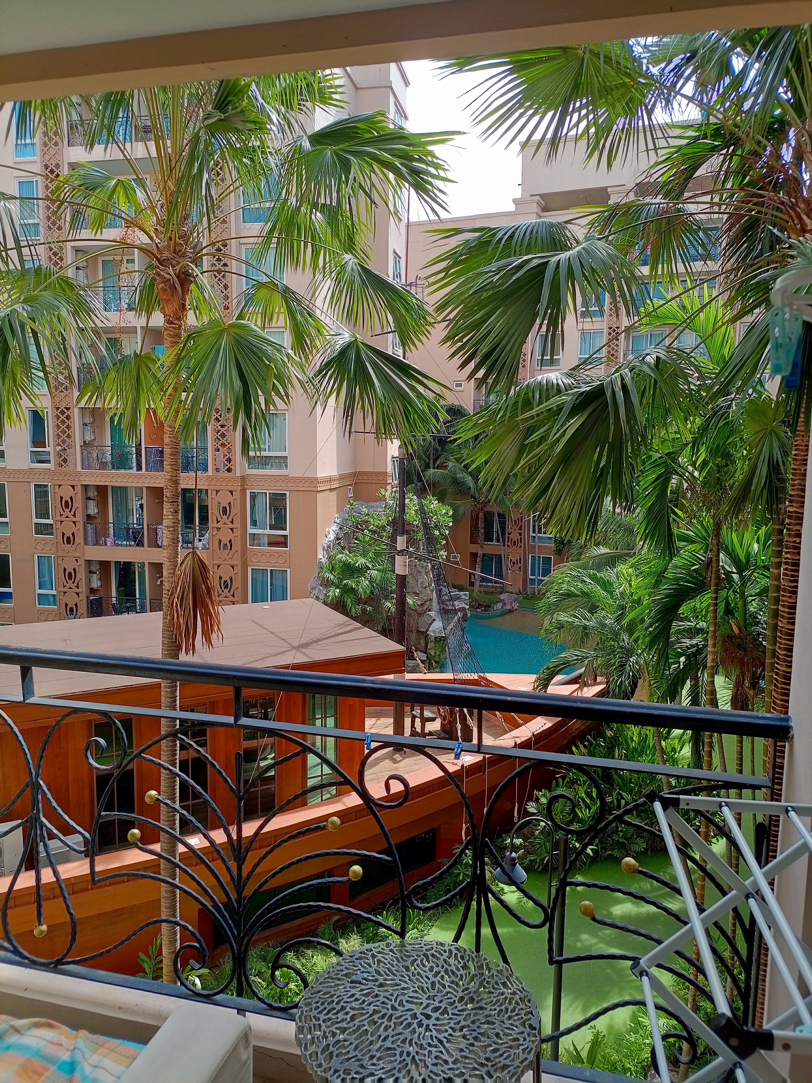 Фото Atlantis Condo Resort by Natnarin